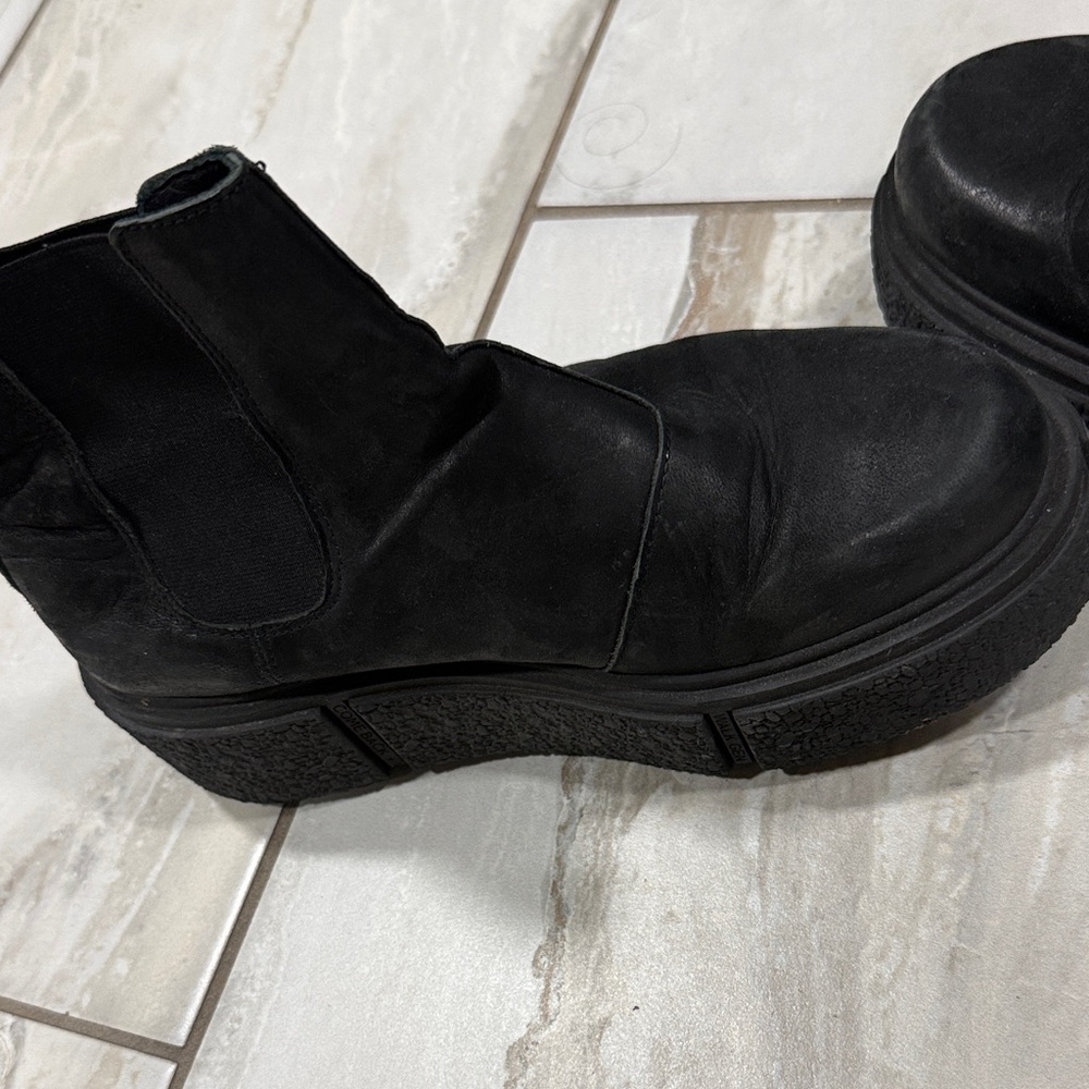 John Fluevog Platform Booties- black leather Size 8 - Picture 7 of 10